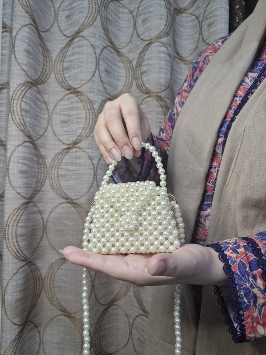 Mini acrylic bead bag