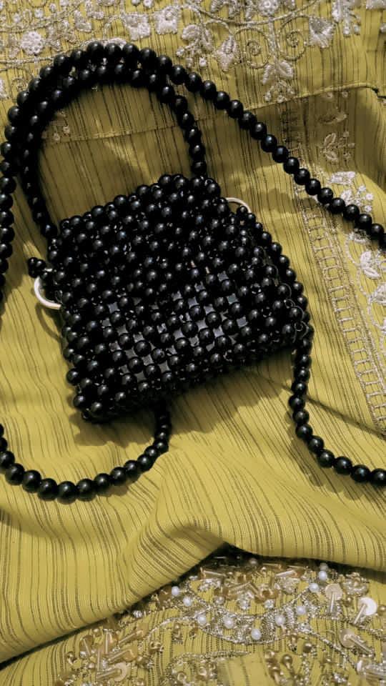 Mini acrylic bead bag